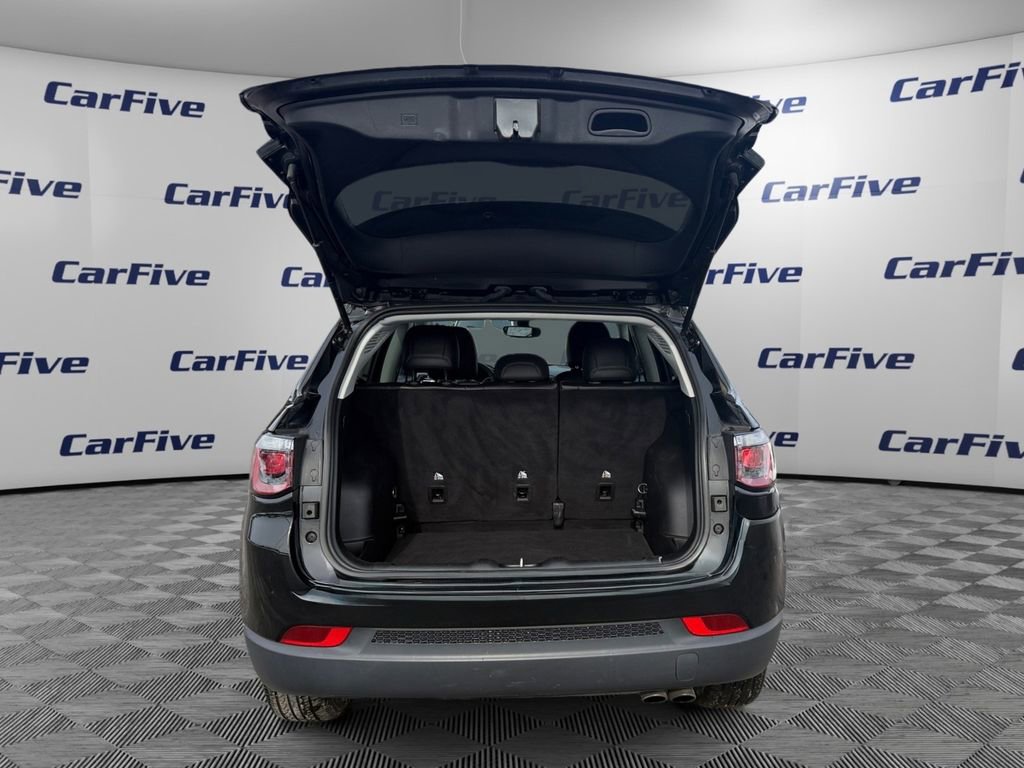 Used 2021 Jeep Compass Latitude image 11