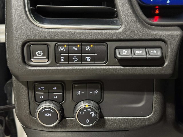 Used 2023 Chevrolet Tahoe High Country w/ Premium Package 2 AWD/4WD image 19