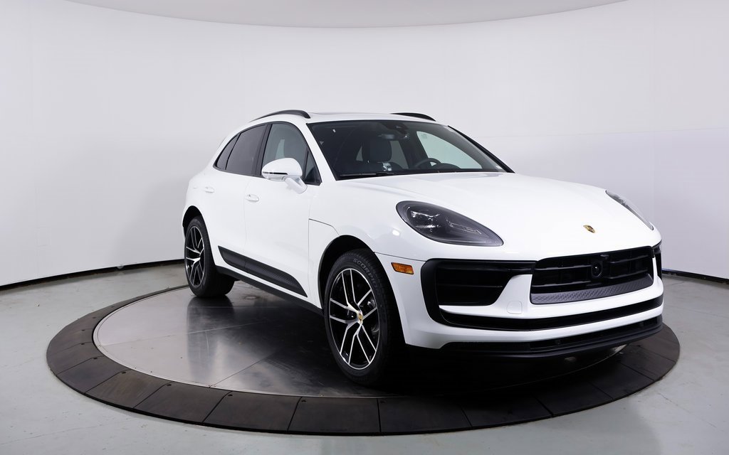 New 2025 Porsche Macan image 26