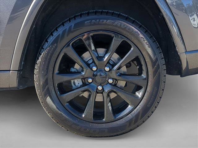 Used 2021 Jeep Grand Cherokee Laredo X image 25