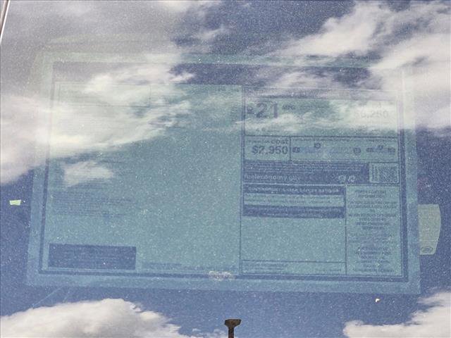 New 2026 Land Rover Range Rover SE image 18