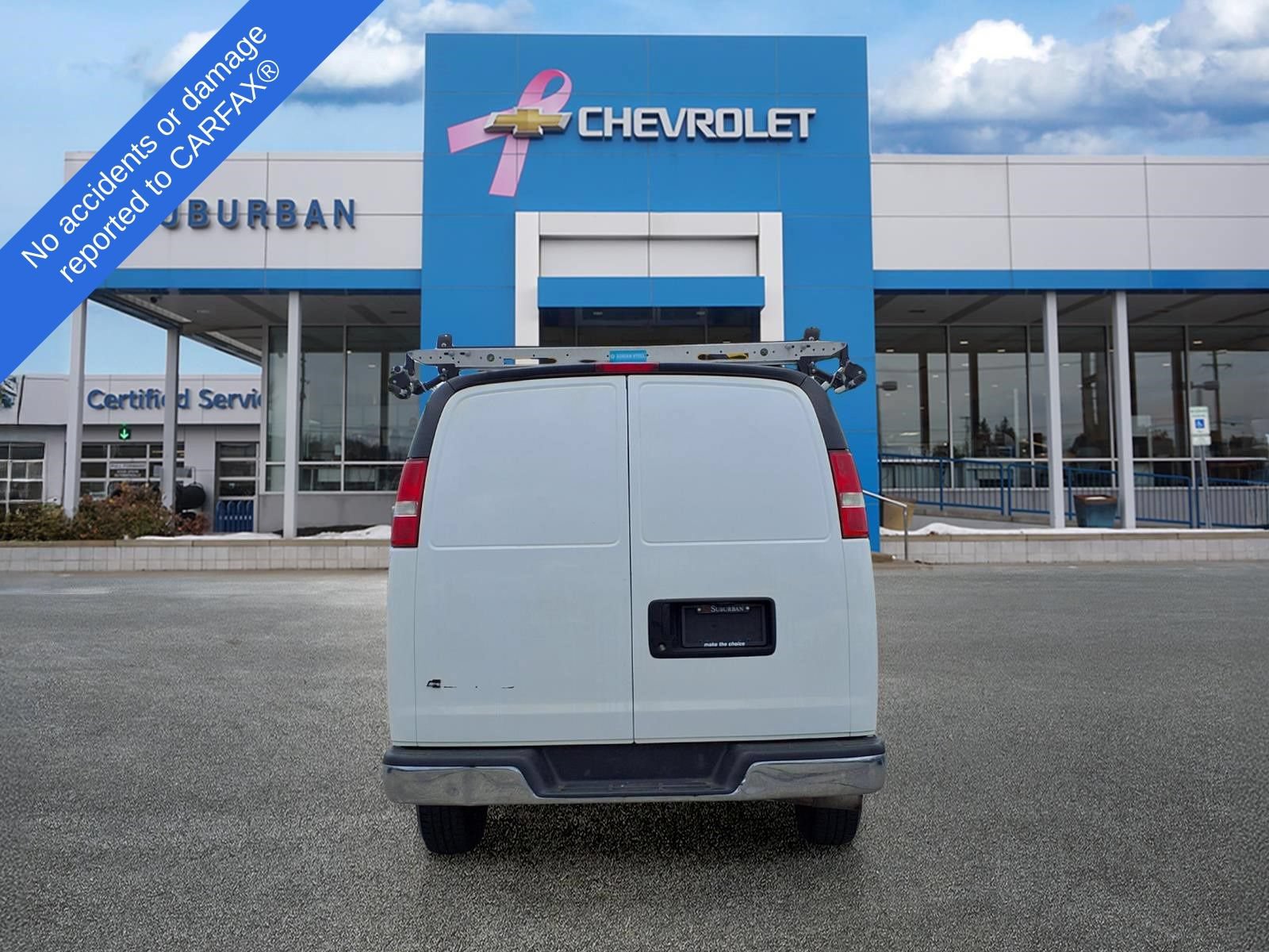 Used 2017 Chevrolet Express 2500 RWD image 7