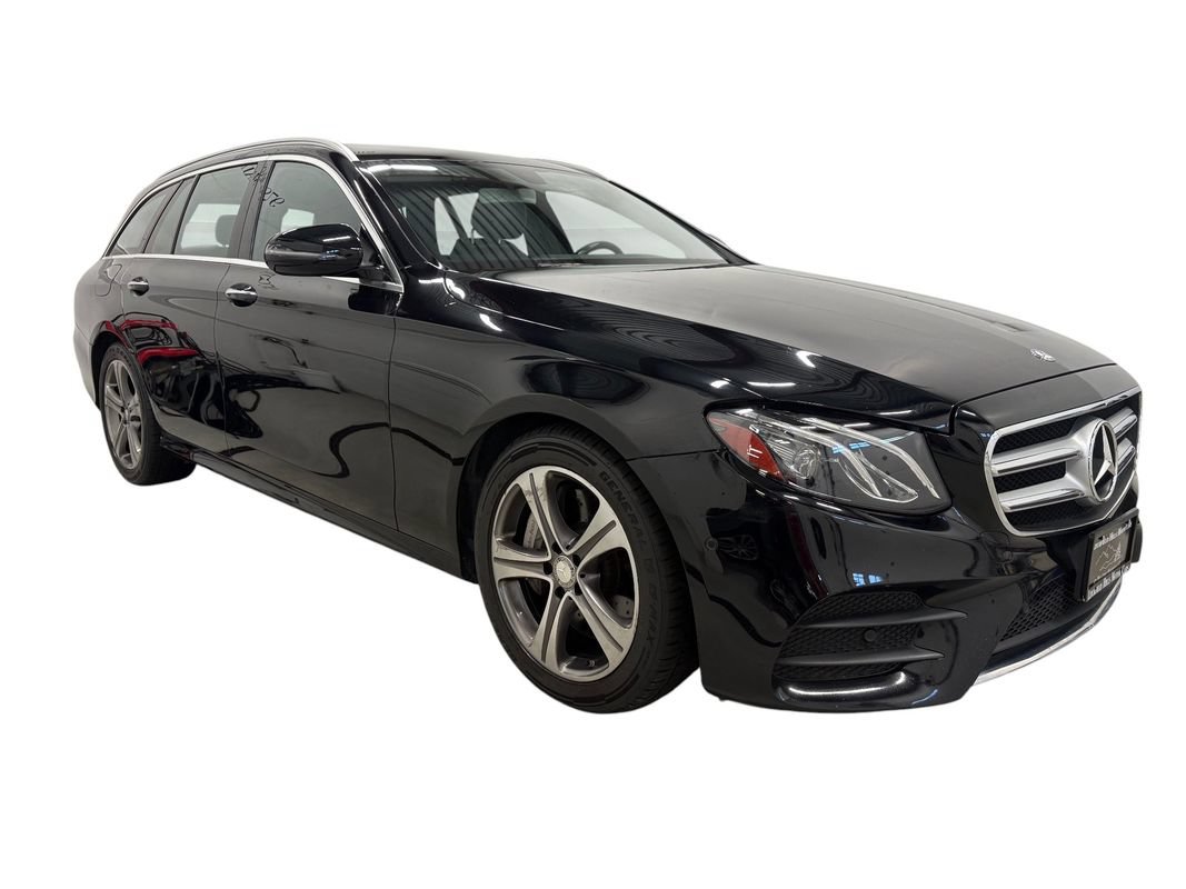 Used 2017 Mercedes-Benz E 400 4MATIC Wagon image 3
