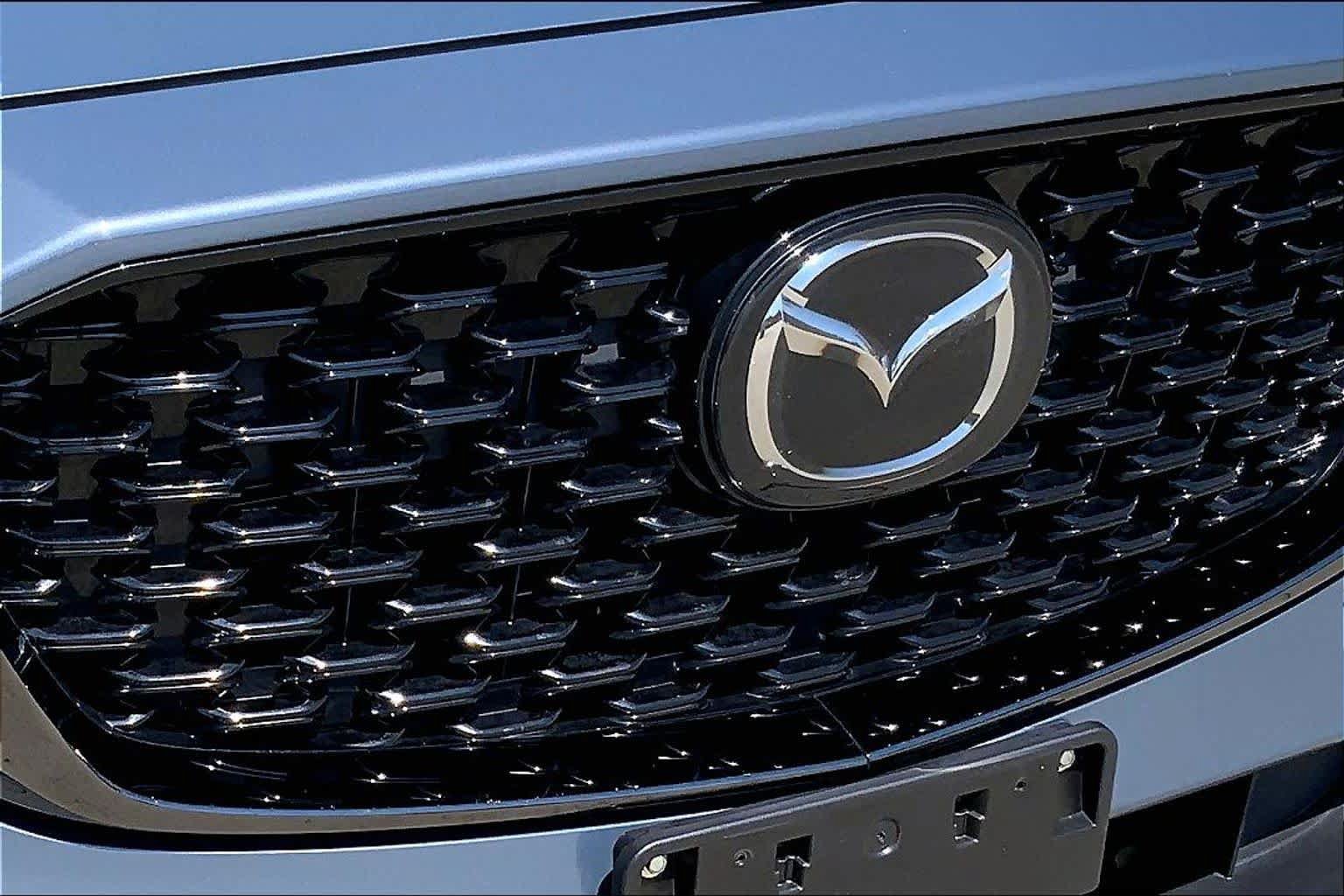 Used 2025 MAZDA CX-5 Carbon Edition AWD/4WD image 32