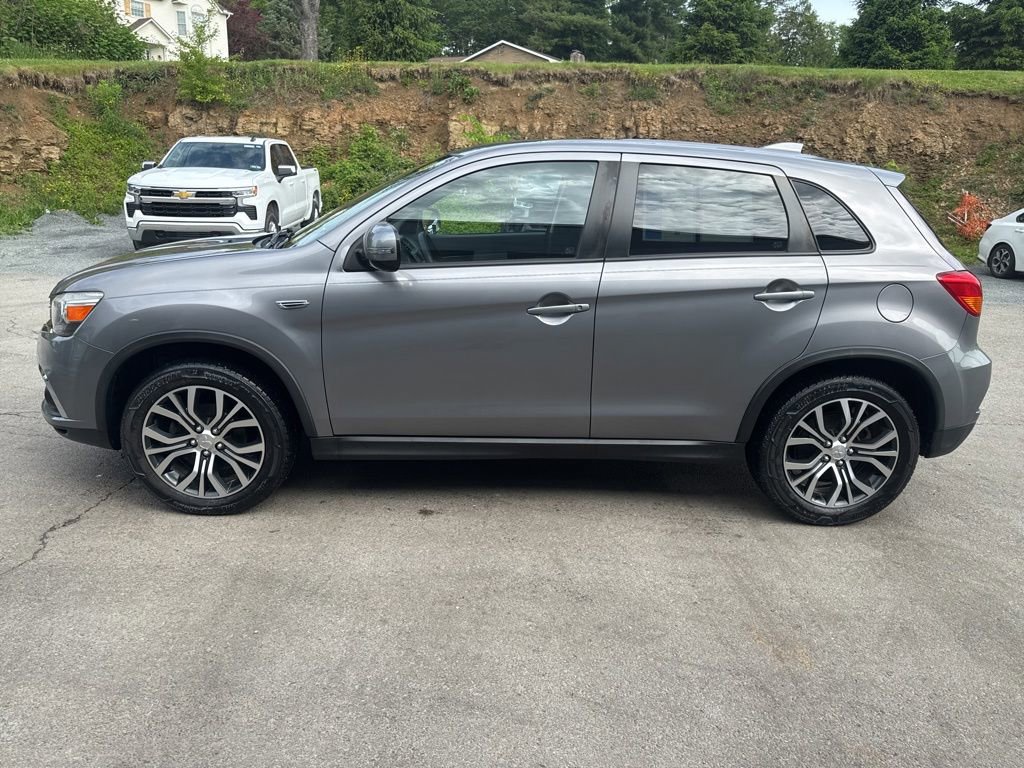 Used 2018 Mitsubishi Outlander Sport ES FWD image 6