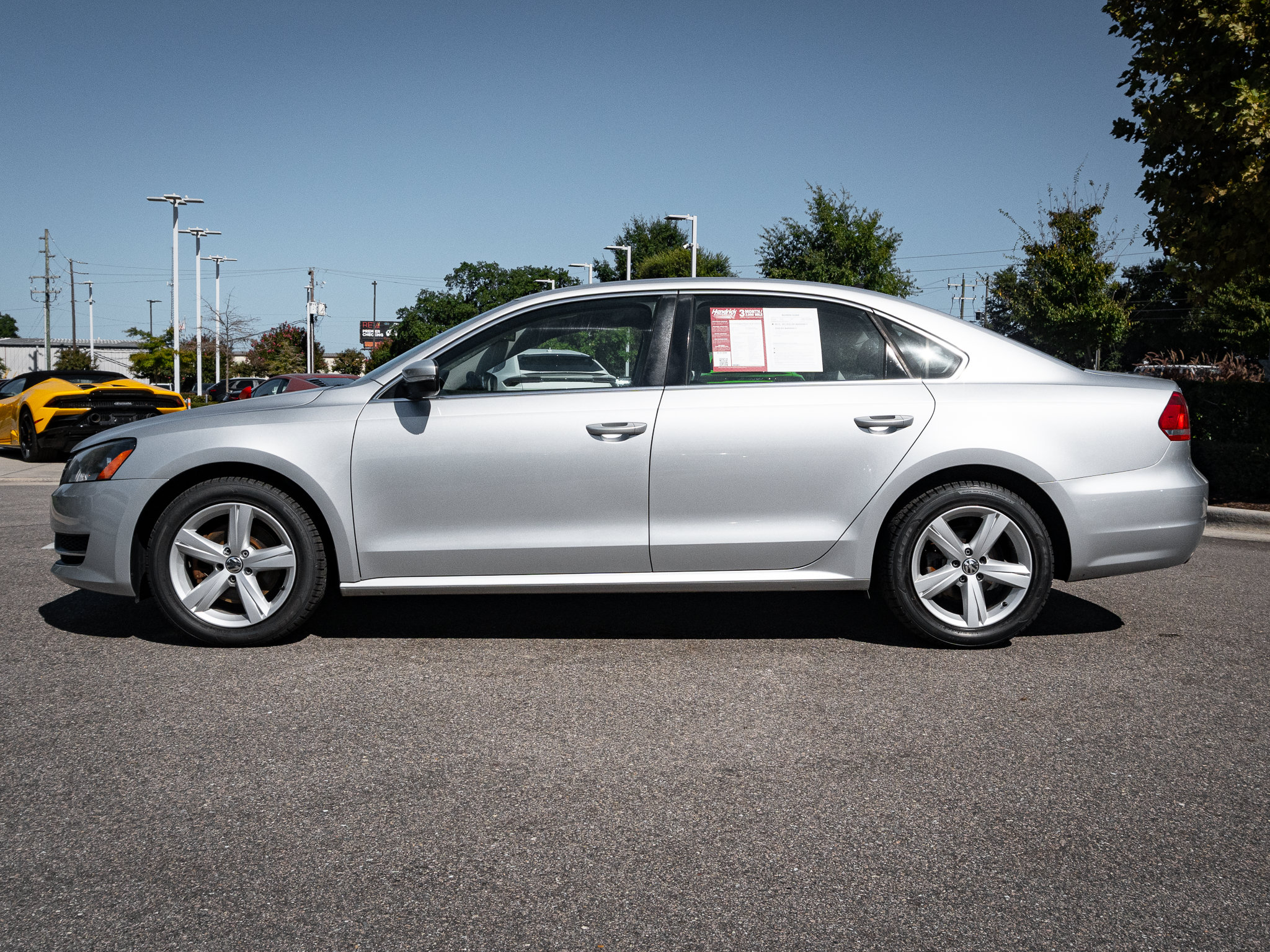 Used 2013 Volkswagen Passat TDI SE FWD image 7