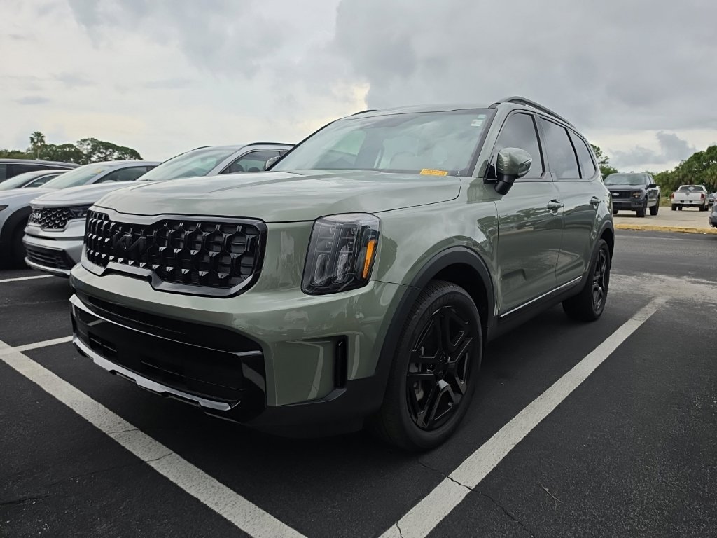 Certified 2025 Kia Telluride EX X-Line AWD/4WD image 8