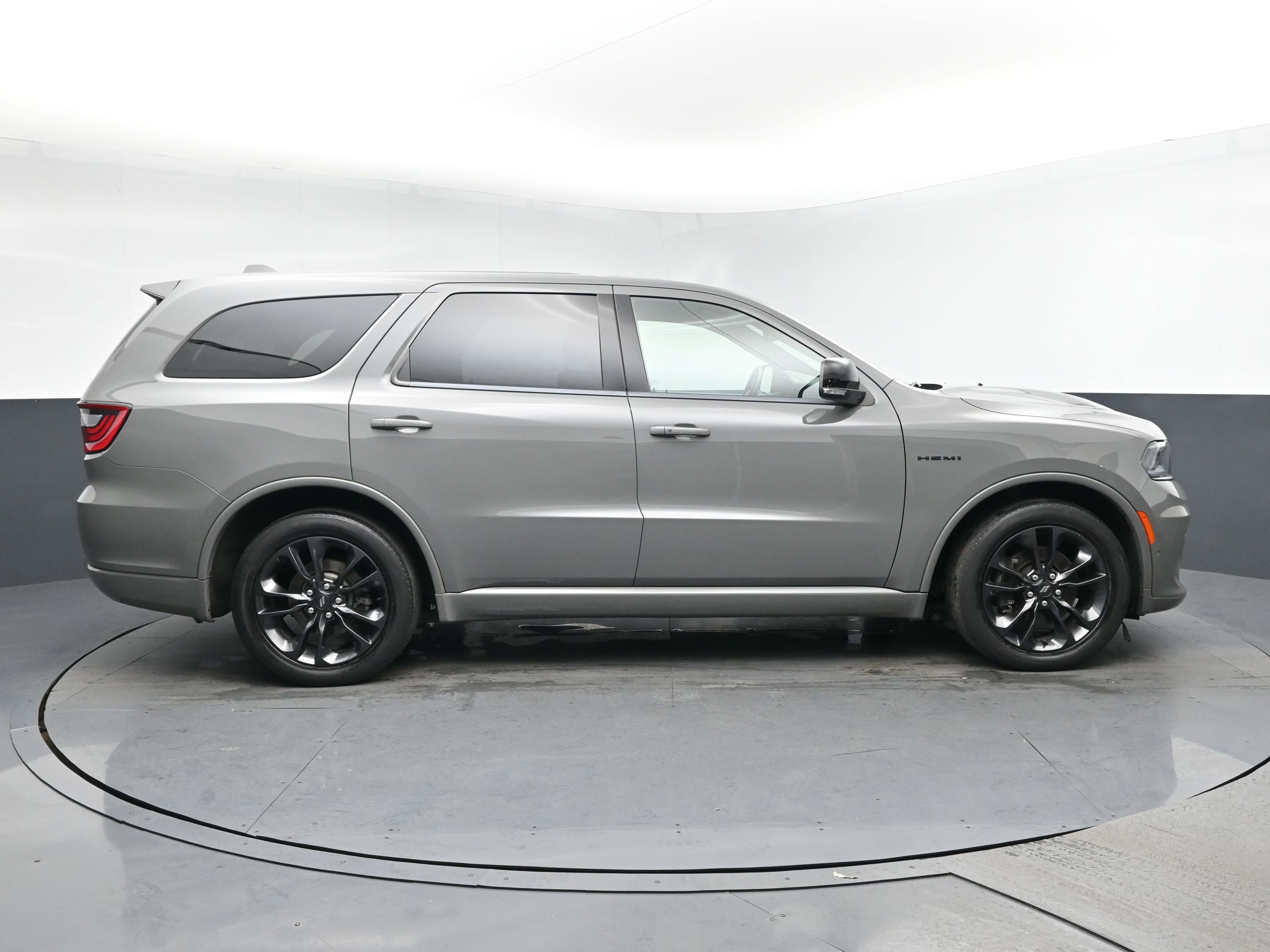 Used 2022 Dodge Durango R/T w/ Blacktop Package image 3