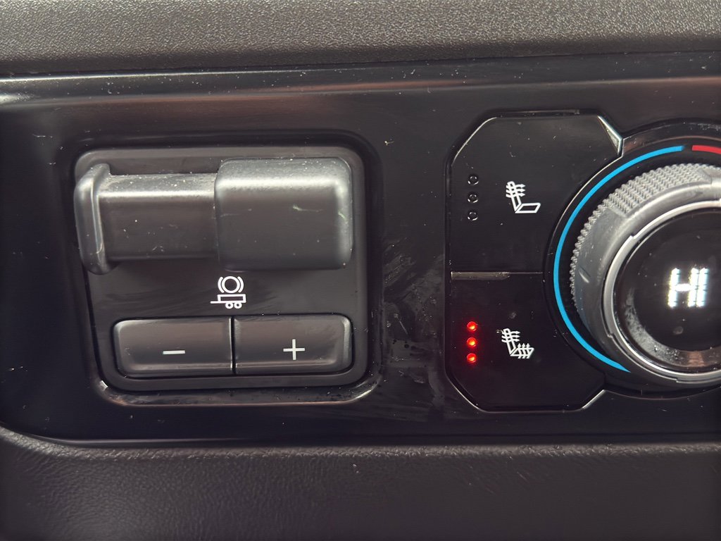 Used 2025 Chevrolet Silverado 1500 LT image 41