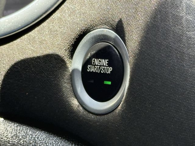 Used 2018 Chevrolet Malibu LT FWD image 20