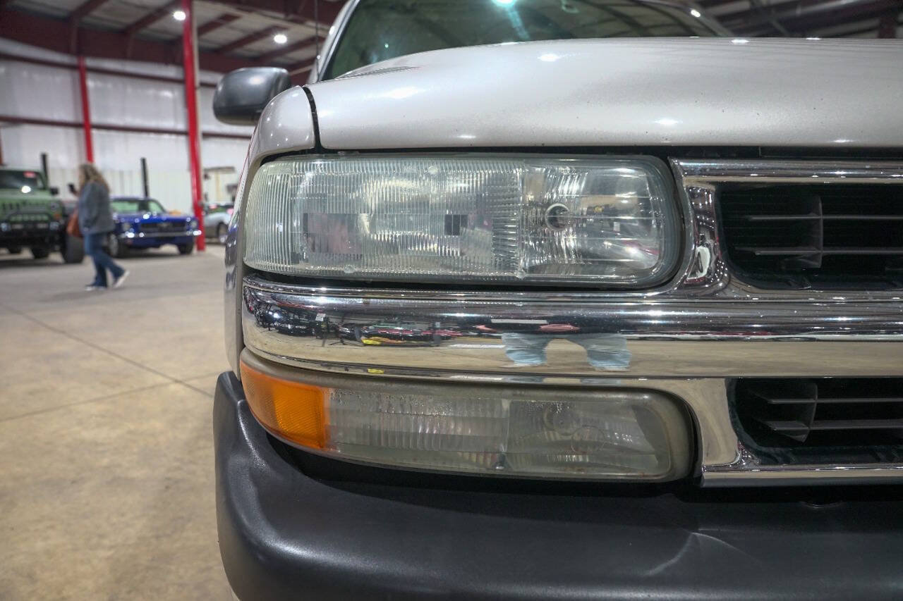 Used 2004 Chevrolet Tahoe LS AWD/4WD image 35