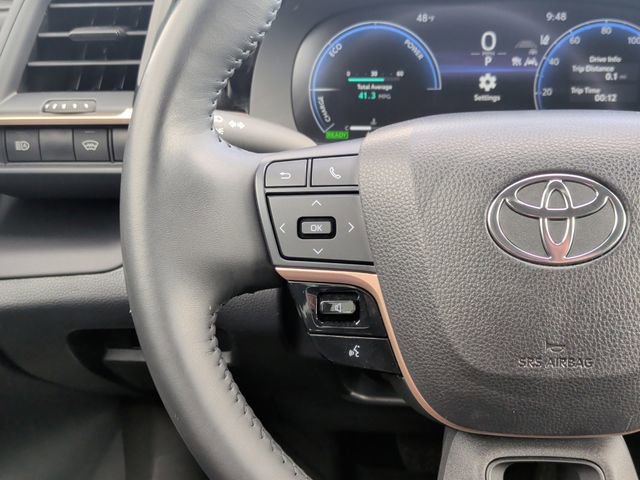 Certified 2023 Toyota Crown XLE image 16