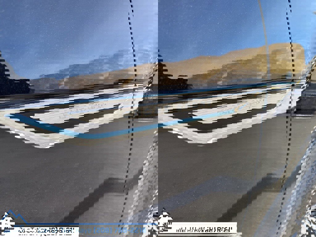 Used 2024 Volkswagen Atlas Cross Sport SEL Premium R-Line image 13