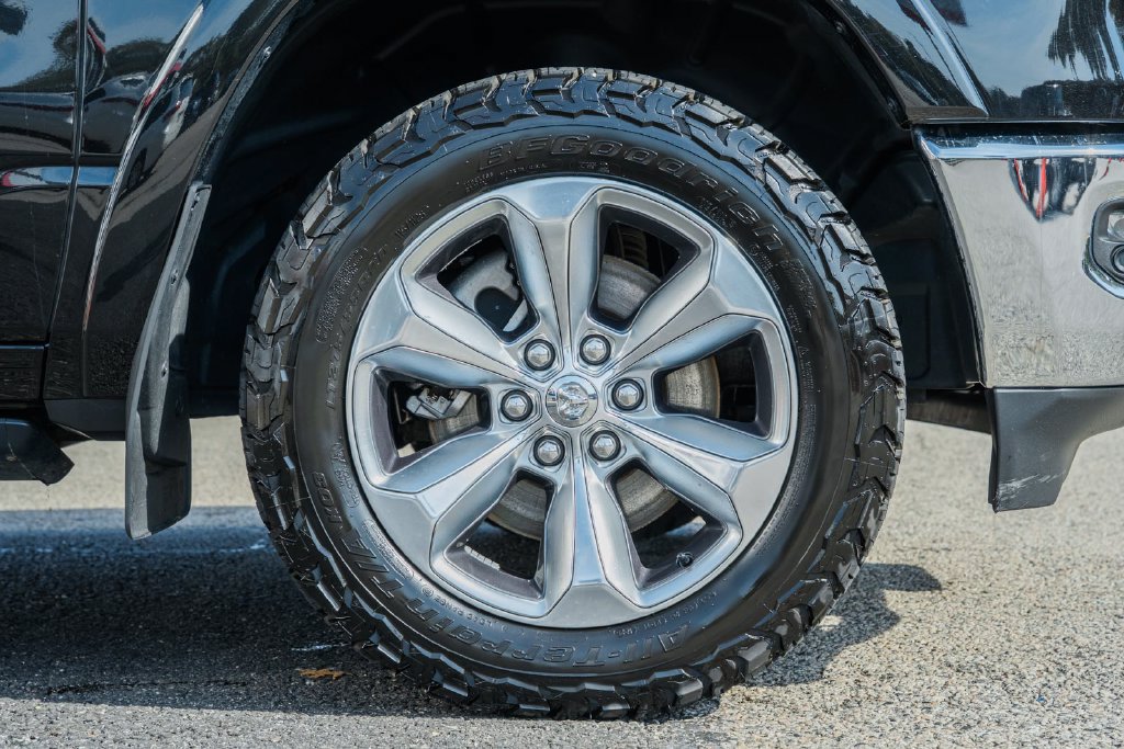 Certified 2019 RAM 1500 Limited AWD/4WD image 11