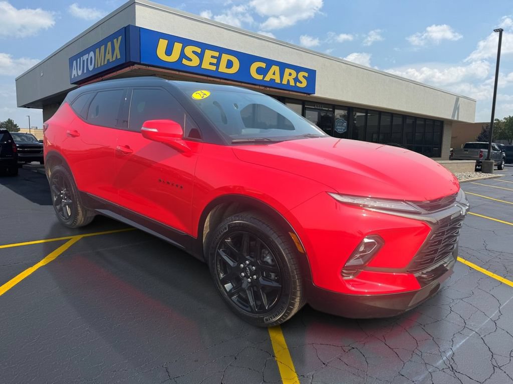 Used 2024 Chevrolet Blazer RS w/ Driver Confidence II Package AWD/4WD image 4
