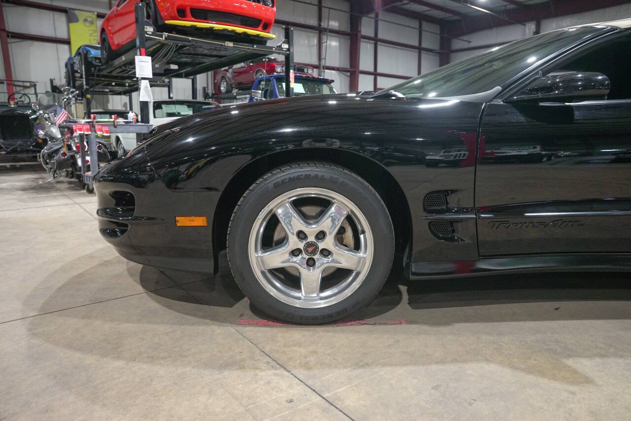 Used 2001 Pontiac Firebird Trans Am RWD image 19