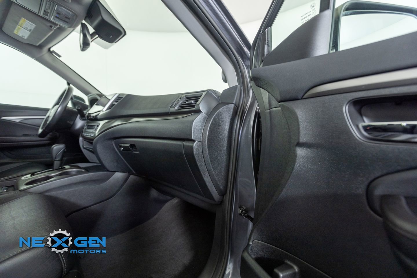 Used 2018 Honda Pilot EX-L image 37