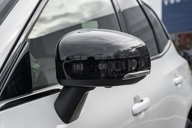 New 2026 Volvo XC60 B5 Plus w/ Protection Package Premier image 16