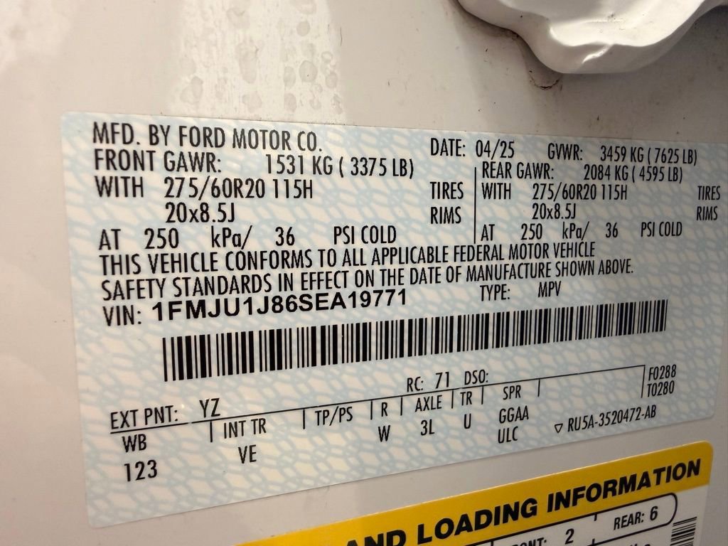 Used 2025 Ford Expedition Active image 53