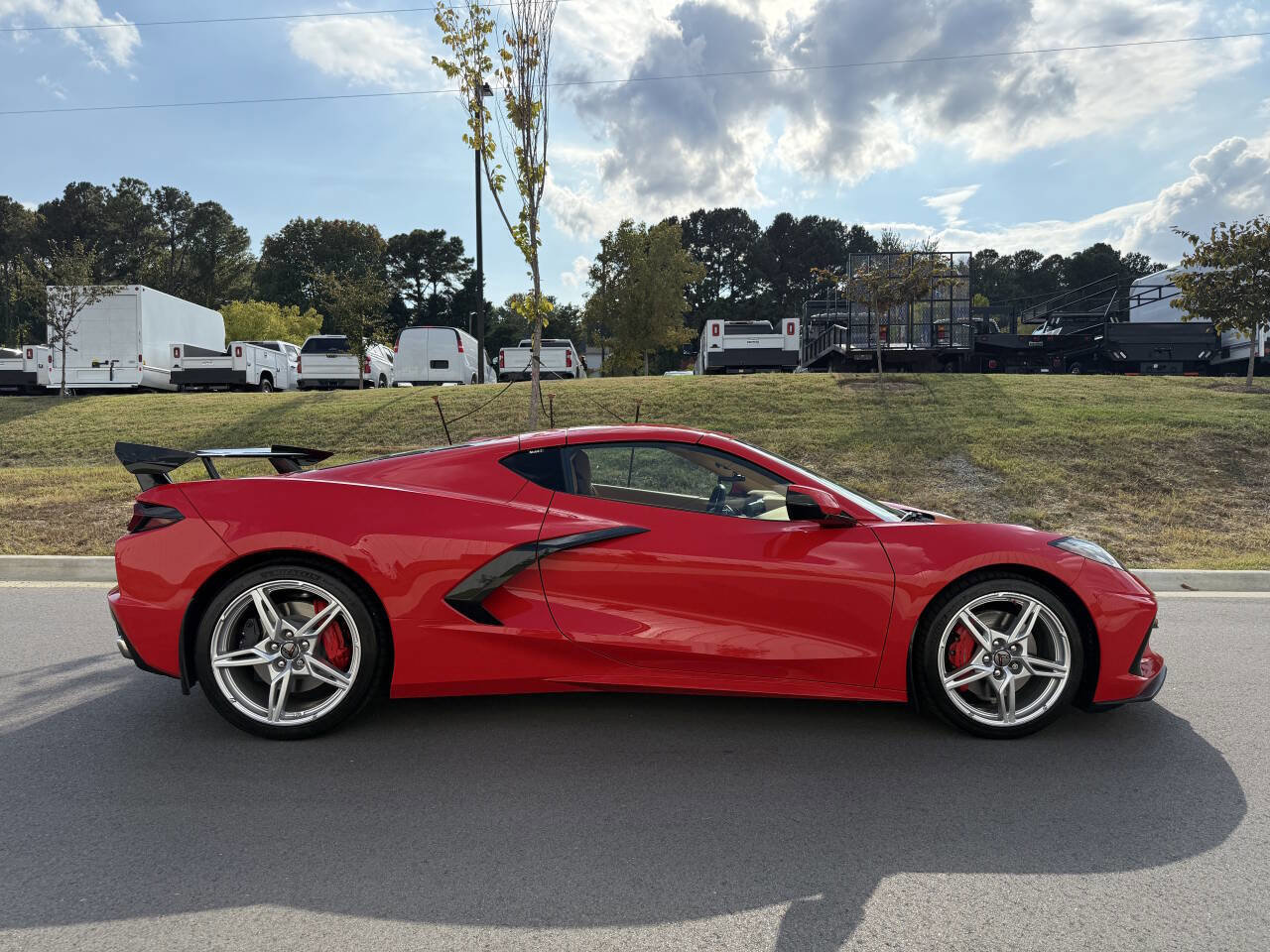 Used 2023 Chevrolet Corvette Stingray Premium Cpe w/ Z51 Performance Package image 13