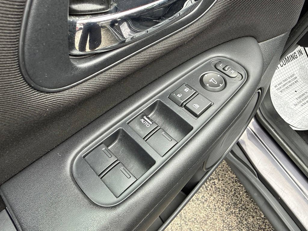 Used 2017 Honda HR-V LX image 20