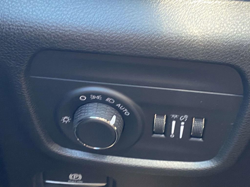 New 2026 Jeep Grand Cherokee Altitude AWD/4WD image 57
