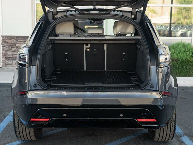 New 2026 Land Rover Range Rover Velar Dynamic SE image 22