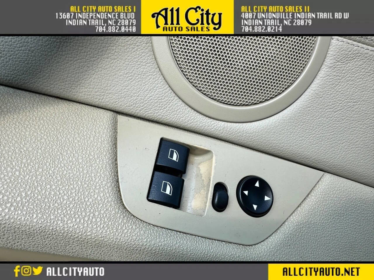 Used 2005 BMW Z4 2.5i image 17