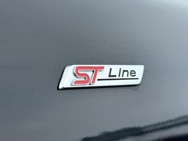 Used 2024 Ford Escape ST-Line image 11