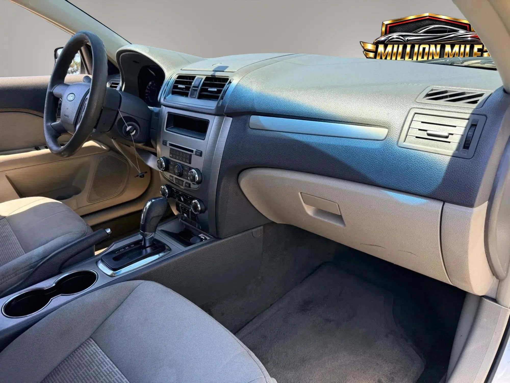 Used 2012 Ford Fusion SE FWD image 19