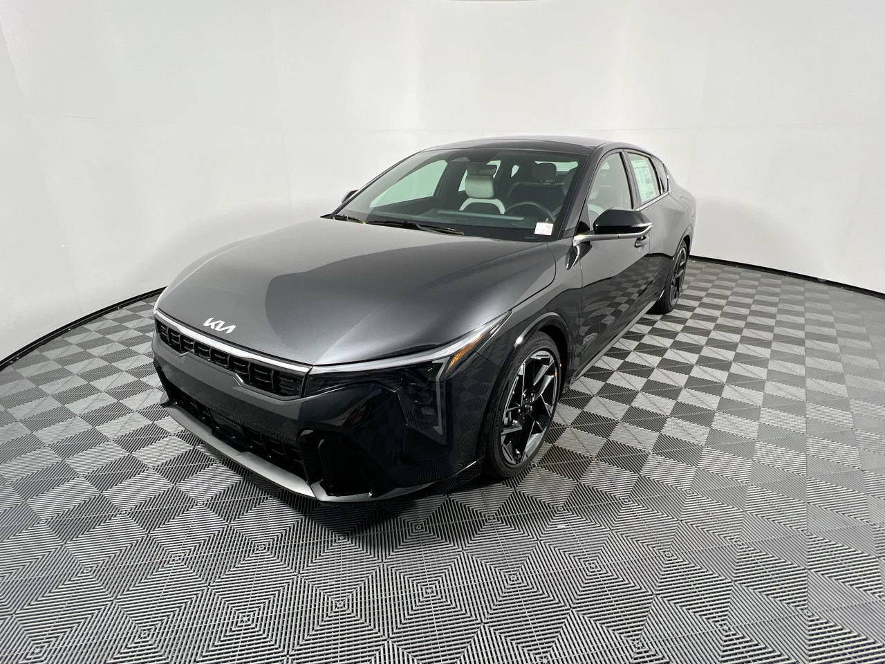 New 2026 Kia K4 GT-Line w/ GT-Line Premium Package FWD image 9