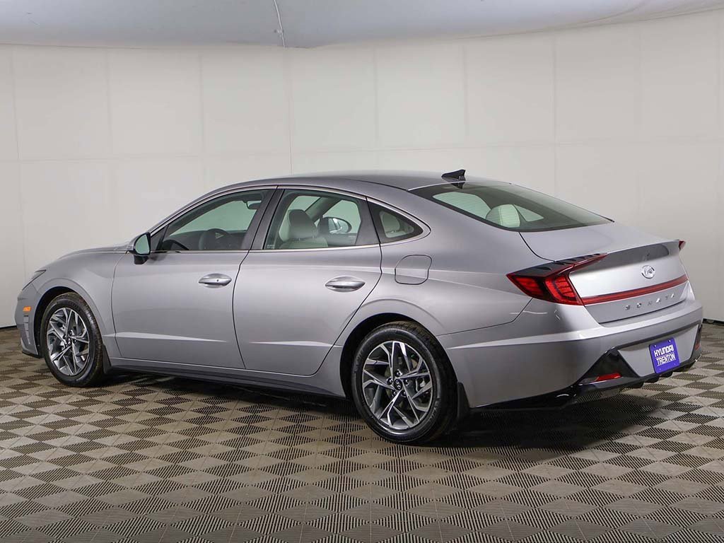 Certified 2023 Hyundai Sonata SEL w/ Cargo Package image 8