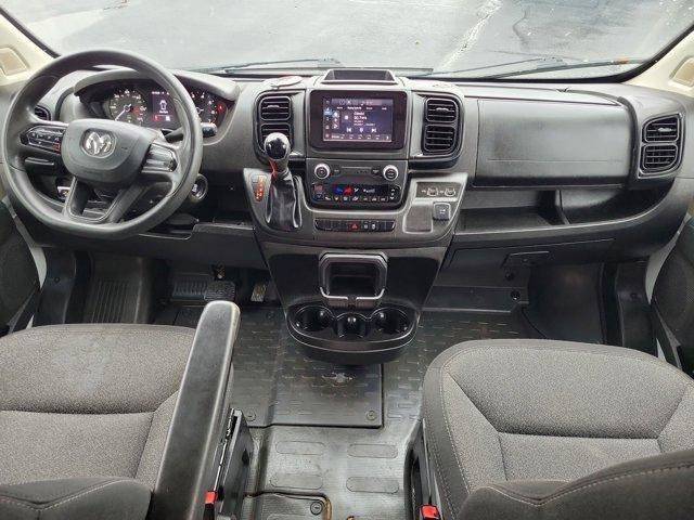 Used 2022 RAM ProMaster 2500 w/ Convenience Group FWD image 12