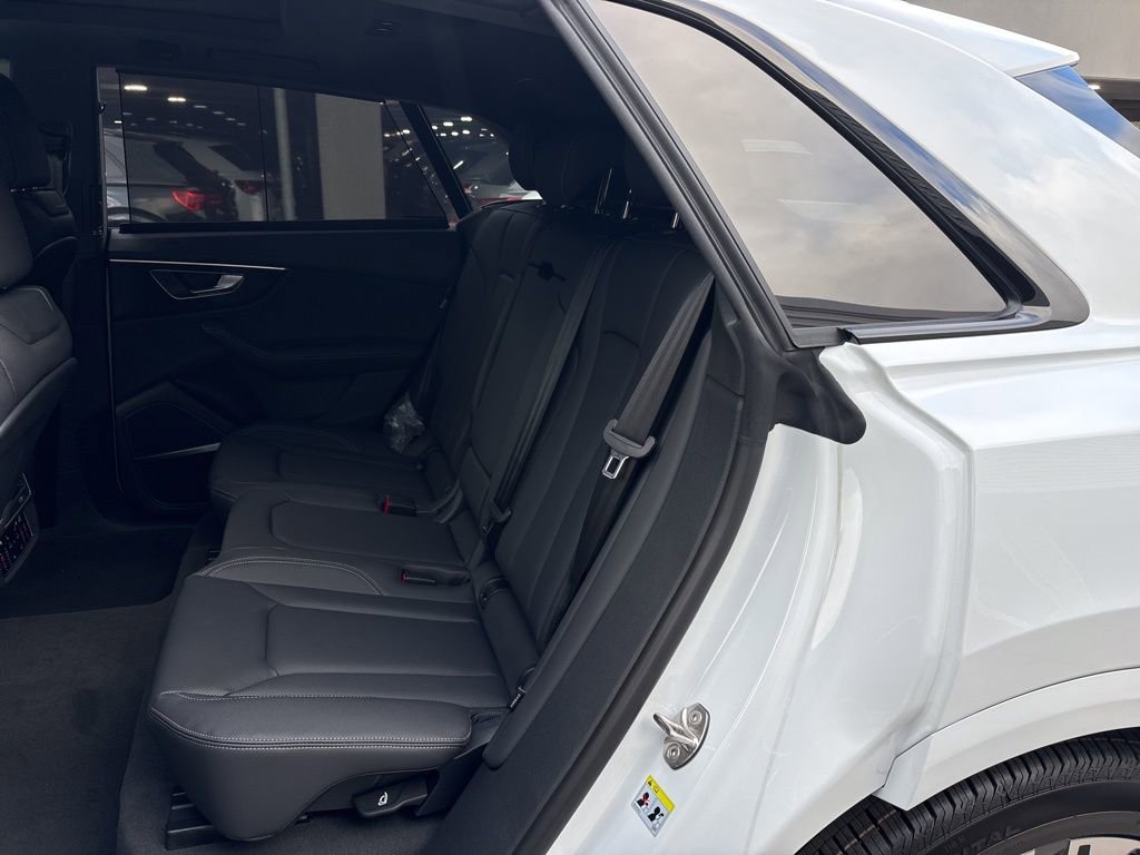 New 2026 Audi Q8 Premium Plus image 14