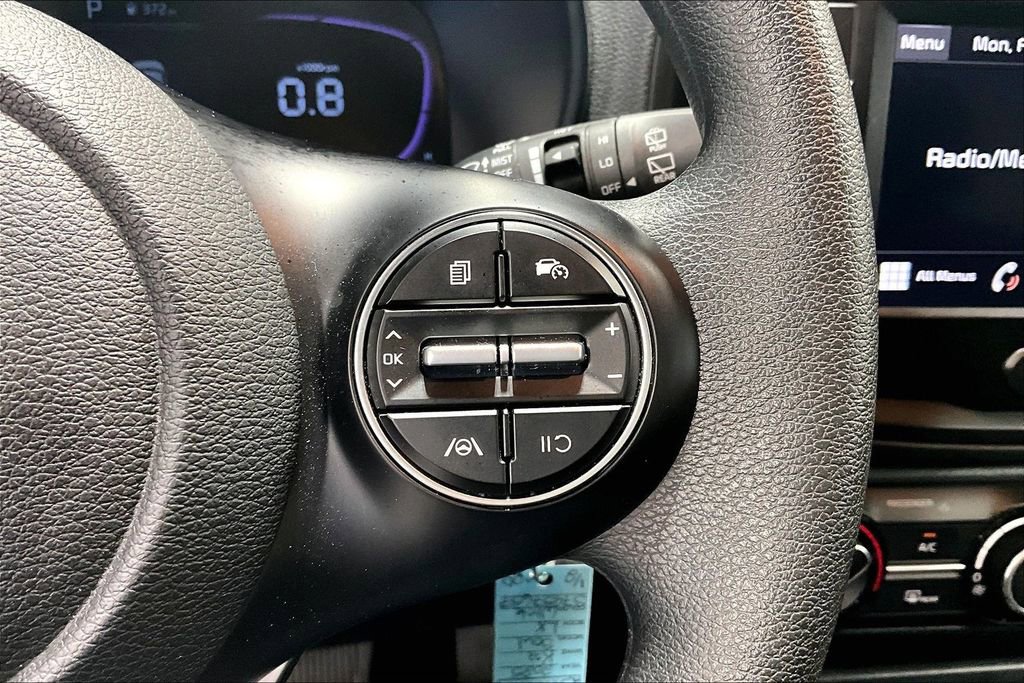 Used 2025 Kia Soul LX image 24