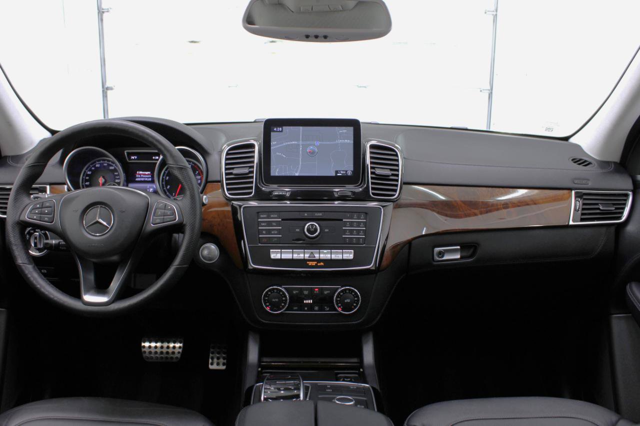 Used 2017 Mercedes-Benz GLE 400 4MATIC image 48