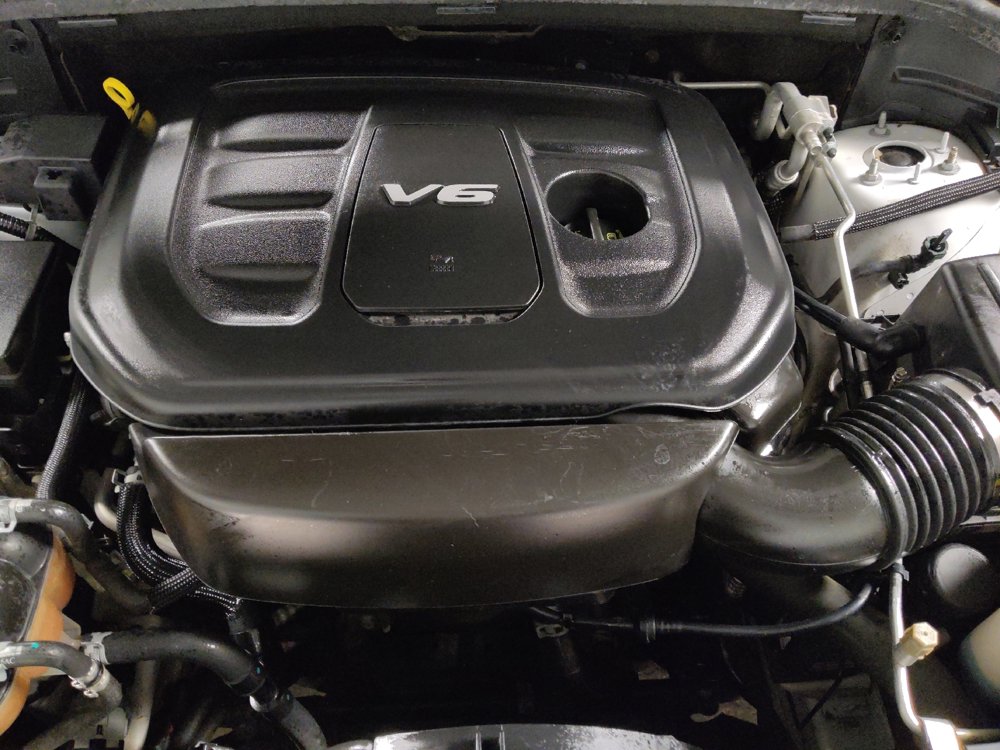 Used 2019 Jeep Grand Cherokee Laredo image 30