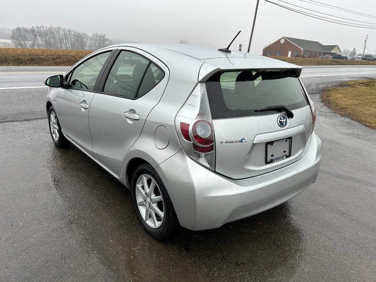 Used 2012 Toyota Prius C Three image 9
