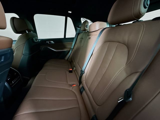 Used 2022 BMW X5 xDrive40i w/ Premium Package AWD/4WD image 24