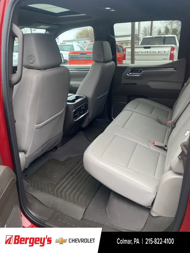 Used 2023 Chevrolet Silverado 1500 LTZ w/ LTZ Premium Package image 33