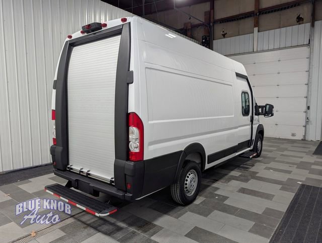 Used 2024 RAM ProMaster 3500 w/ Delivery Van Package image 4
