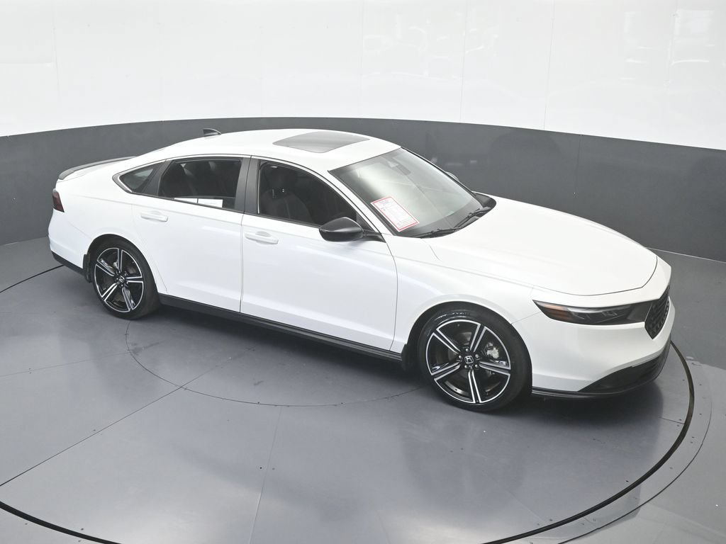 Used 2025 Honda Accord Sport image 53
