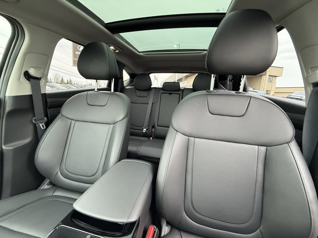 Certified 2025 Hyundai Tucson SEL image 13