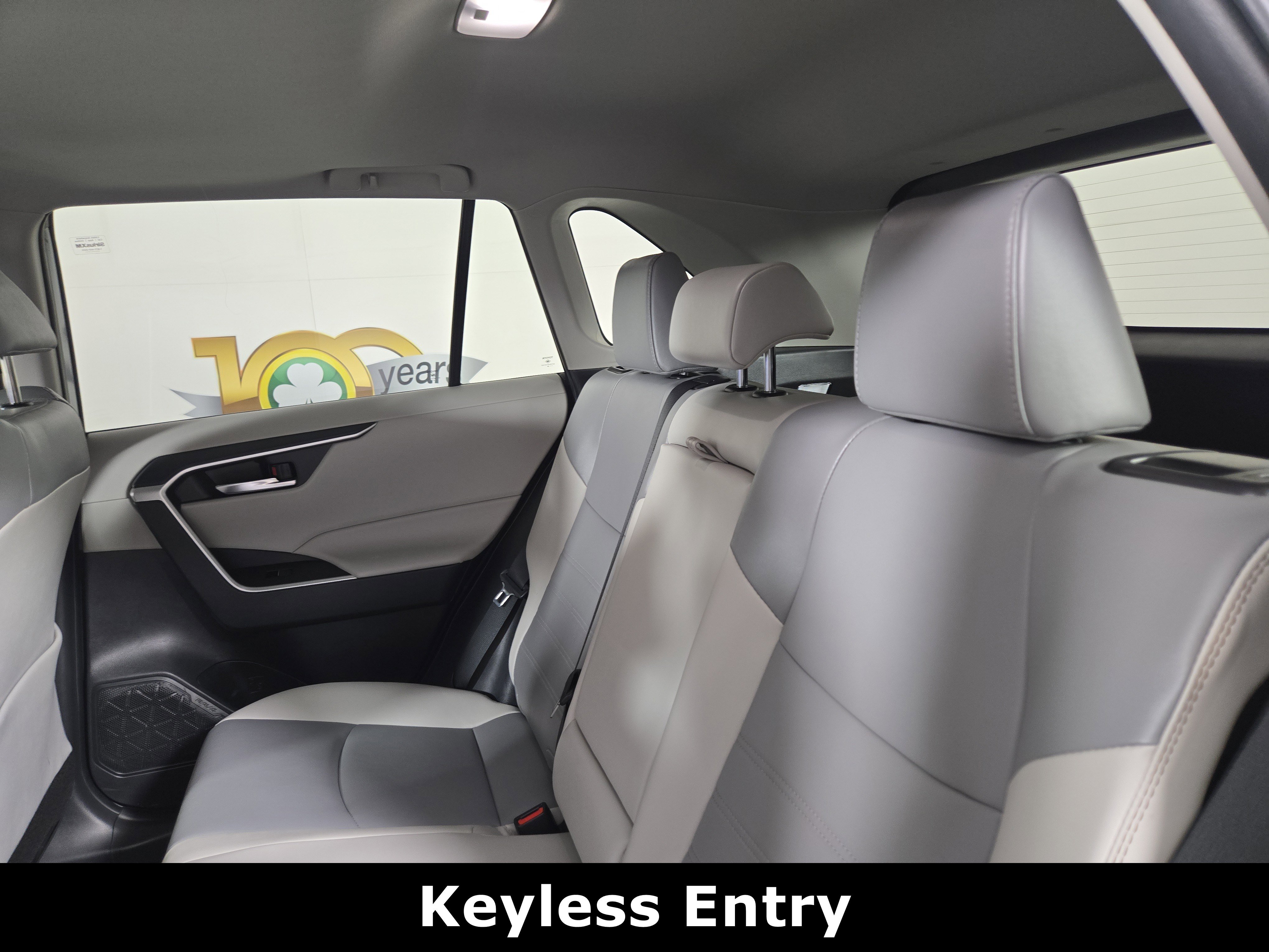 Used 2024 Toyota RAV4 XLE Premium image 12