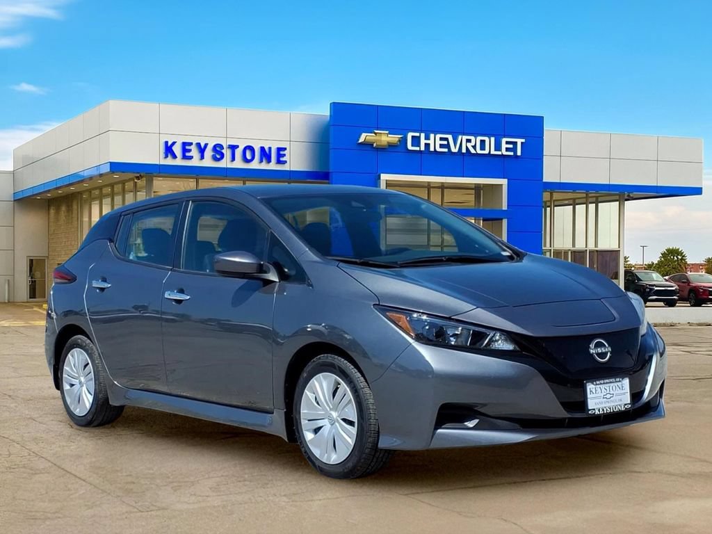 Used 2025 Nissan Leaf S FWD image 1
