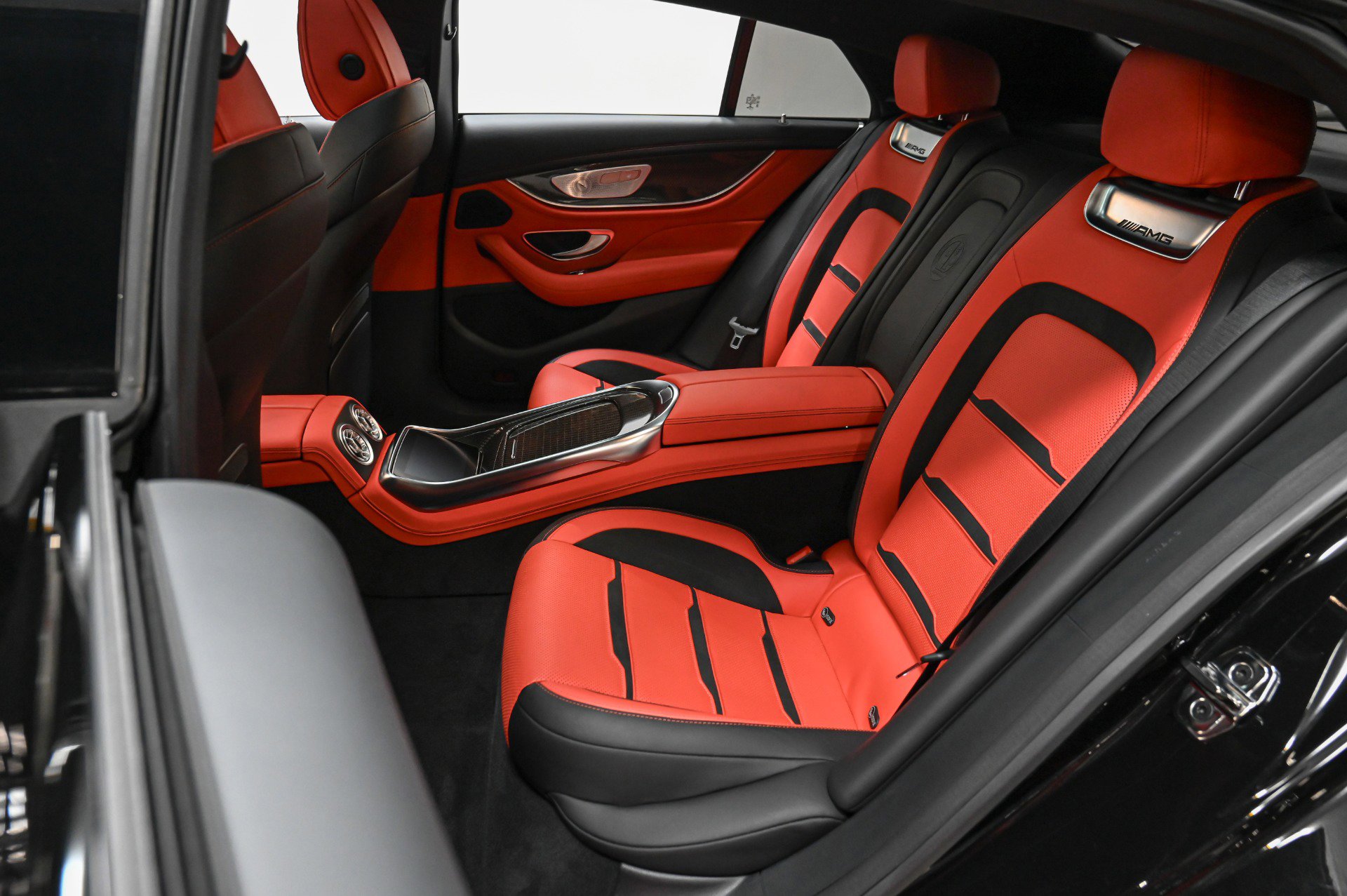 Used 2020 Mercedes-Benz AMG GT 63 S image 32