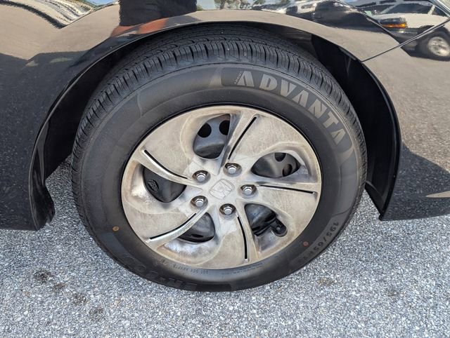 Used 2015 Honda Civic LX image 16