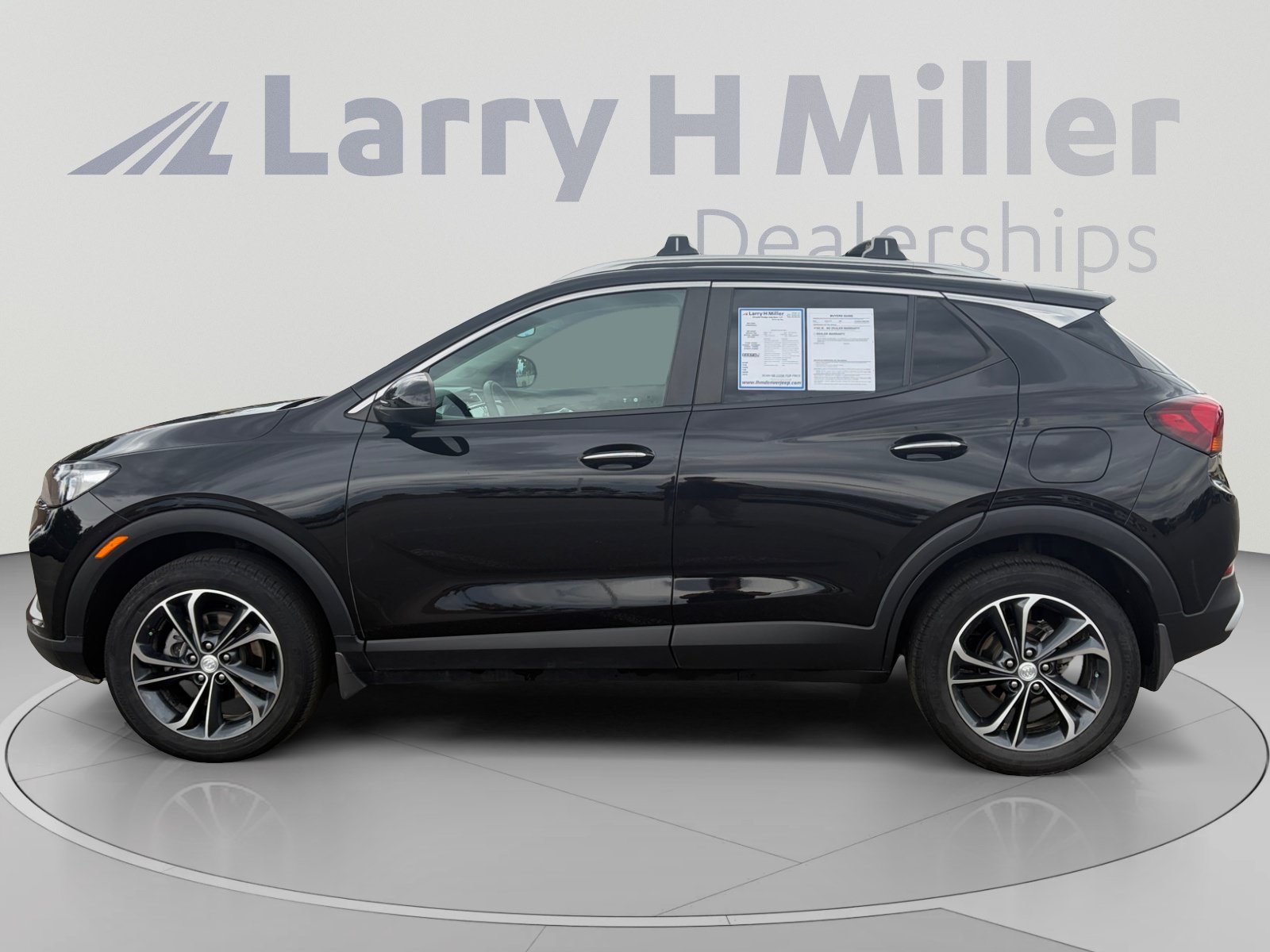 Used 2021 Buick Encore GX Select AWD/4WD image 3