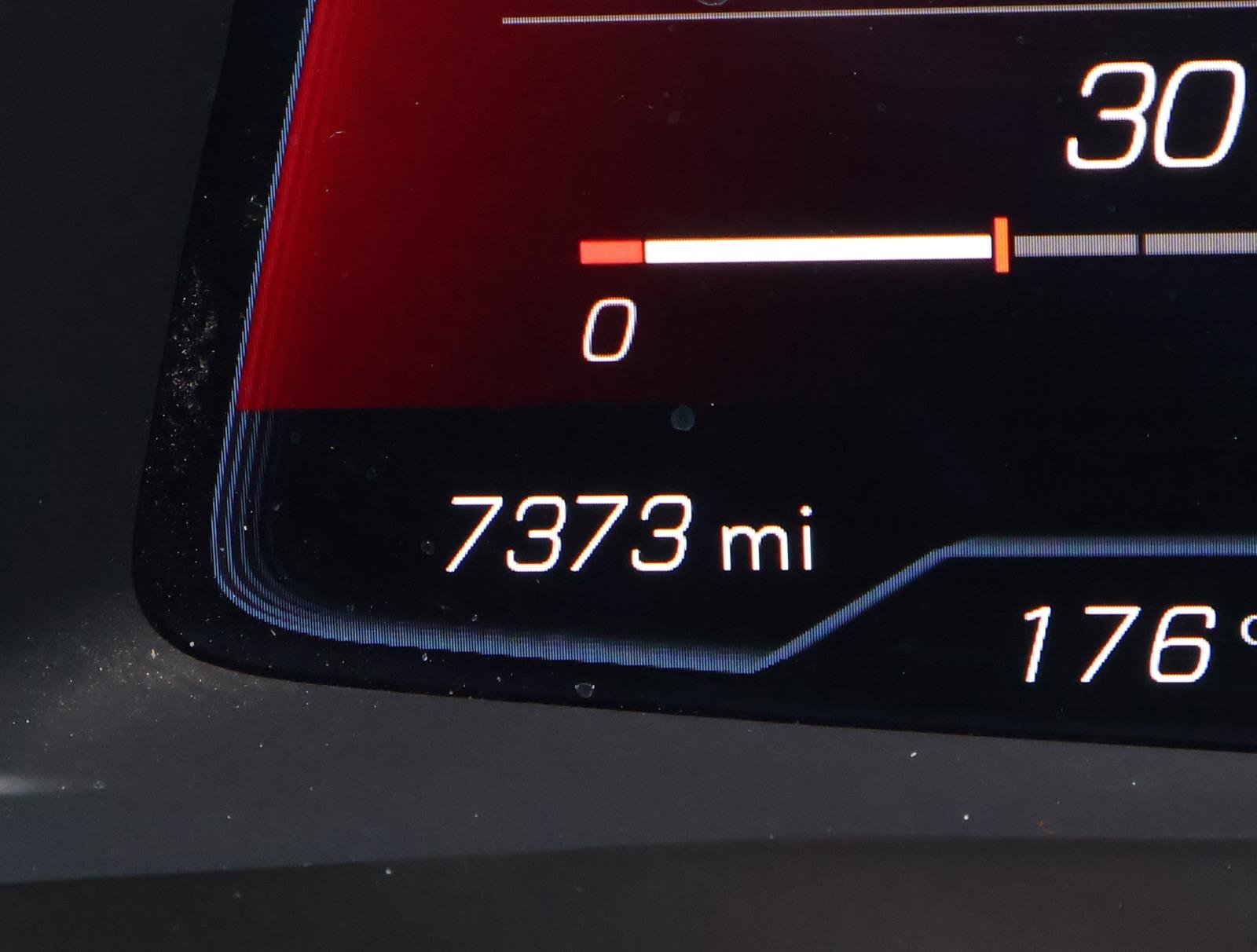 Used 2024 Chevrolet Corvette Stingray Premium Cpe w/ Z51 Performance Package image 30