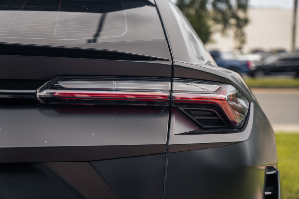 Used 2023 Lamborghini Urus S AWD/4WD image 9